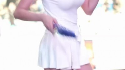 흰 민소매 테니스 치마 임은비 치어리더